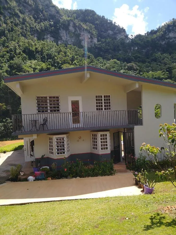 Casa De Campo Rio Arriba Arecibo 0*,